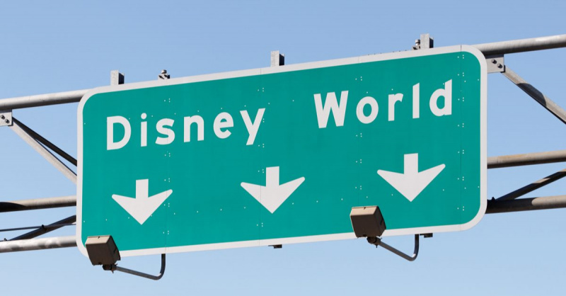 Annoncerede Disney, at det var at åbne en forlystelsespark i Escanaba, Michigan?