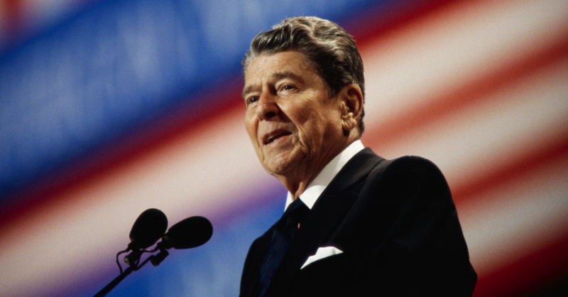 Ali je Reagan rekel 'pod nobenim besedilom se ne sme predati orožja'?