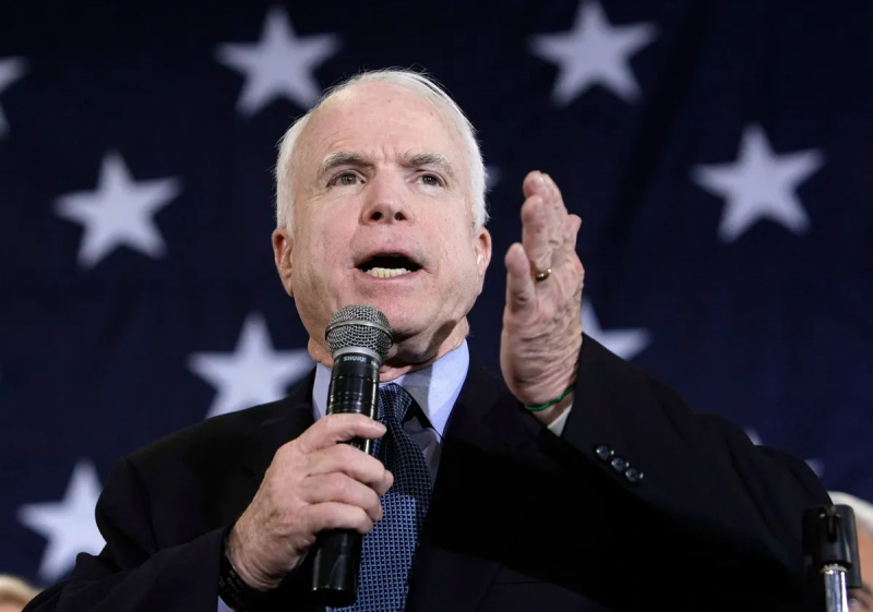 Förutspådde John McCain Putins Ukraina-aggression 2014?