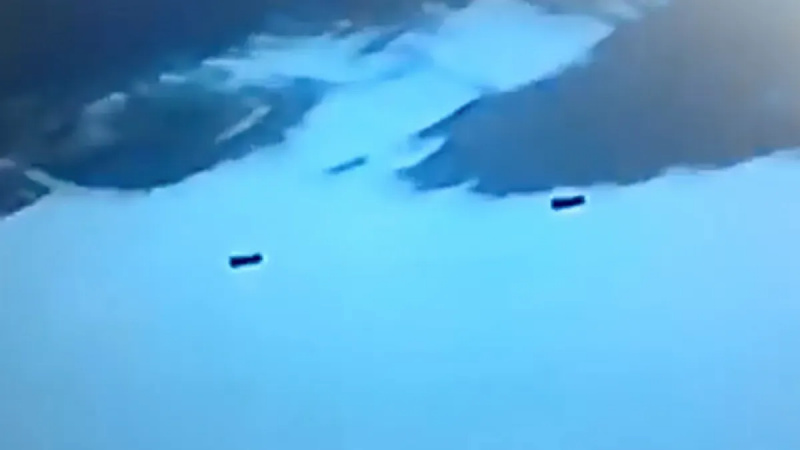 Ali Nasin video prikazuje Nezemljane, ki letijo z dvema pravokotnima NLP-jema?