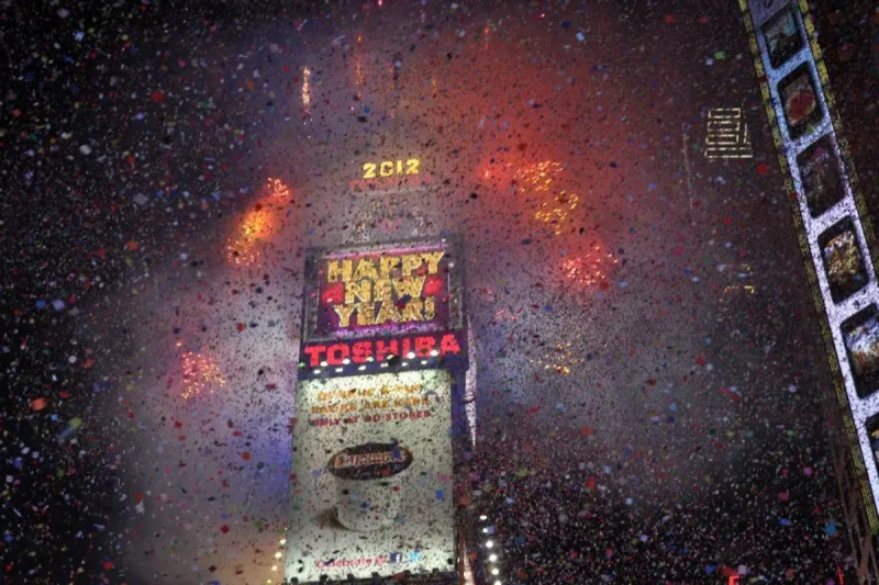 Bærer fallende nyttårsaftenkonfetti på Times Square folks håp og drømmer?