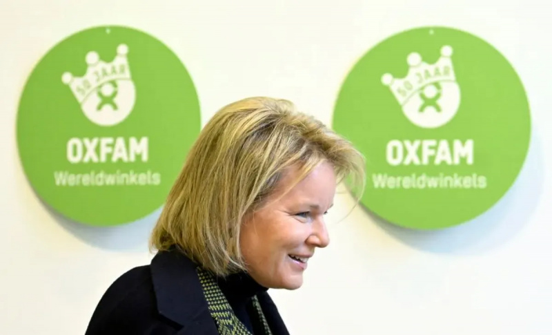 Rät das Oxfam-Handbuch davon ab, die Wörter „Mutter“ und „Jugend“ zu verwenden?