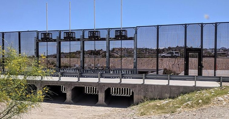 Был ли Эль-Пасо одним из «самых опасных городов» в США до строительства пограничного забора?