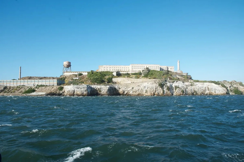 Nej, Alcatraz Island bliver ikke forvandlet til Twitters hovedkvarter